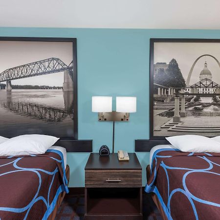 ซูเปอร์ 8 บาย วินด์แฮม โอคอว์วิลล์ Hotel Okawville ภายนอก รูปภาพ