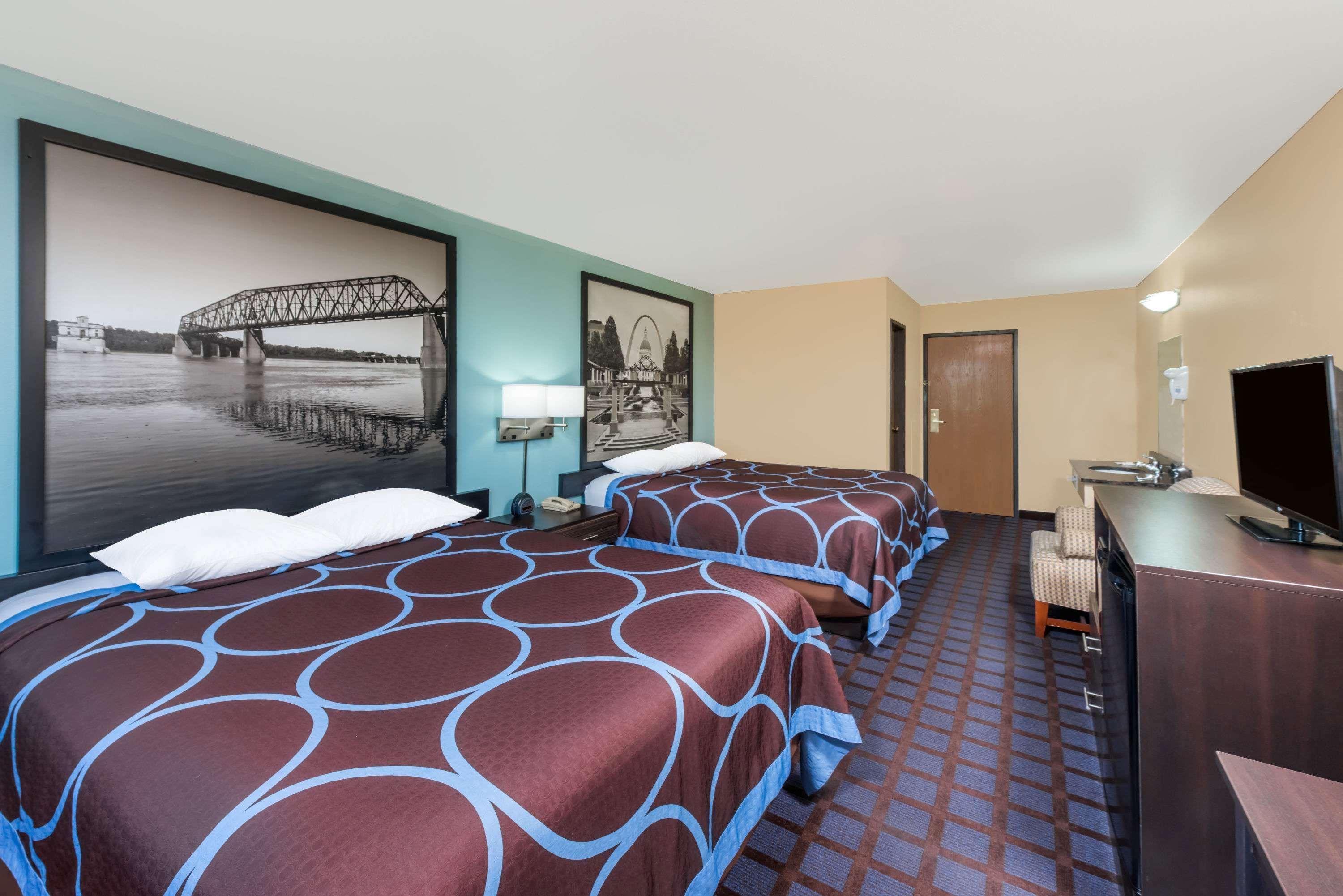 ซูเปอร์ 8 บาย วินด์แฮม โอคอว์วิลล์ Hotel Okawville ภายนอก รูปภาพ