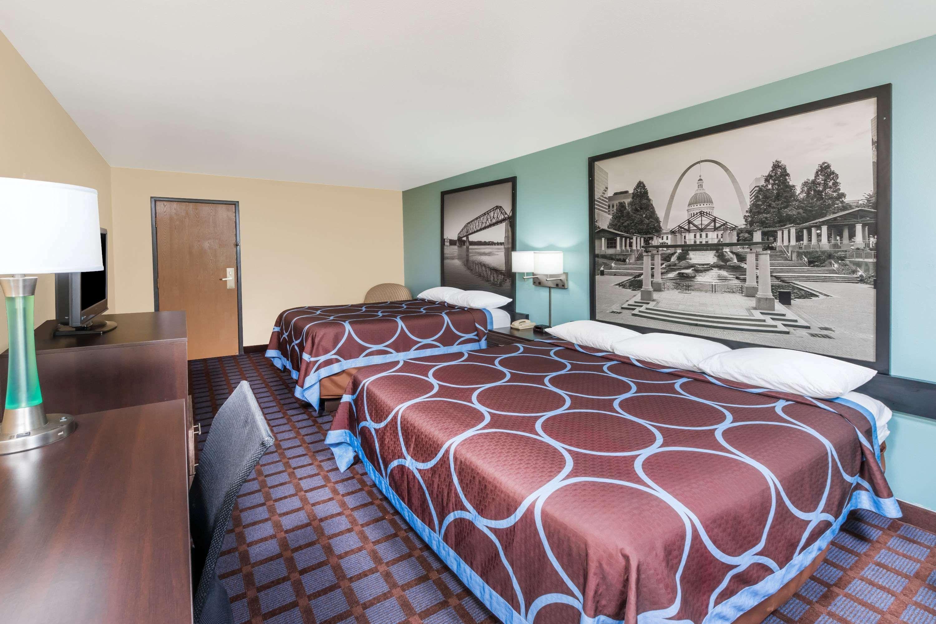ซูเปอร์ 8 บาย วินด์แฮม โอคอว์วิลล์ Hotel Okawville ภายนอก รูปภาพ