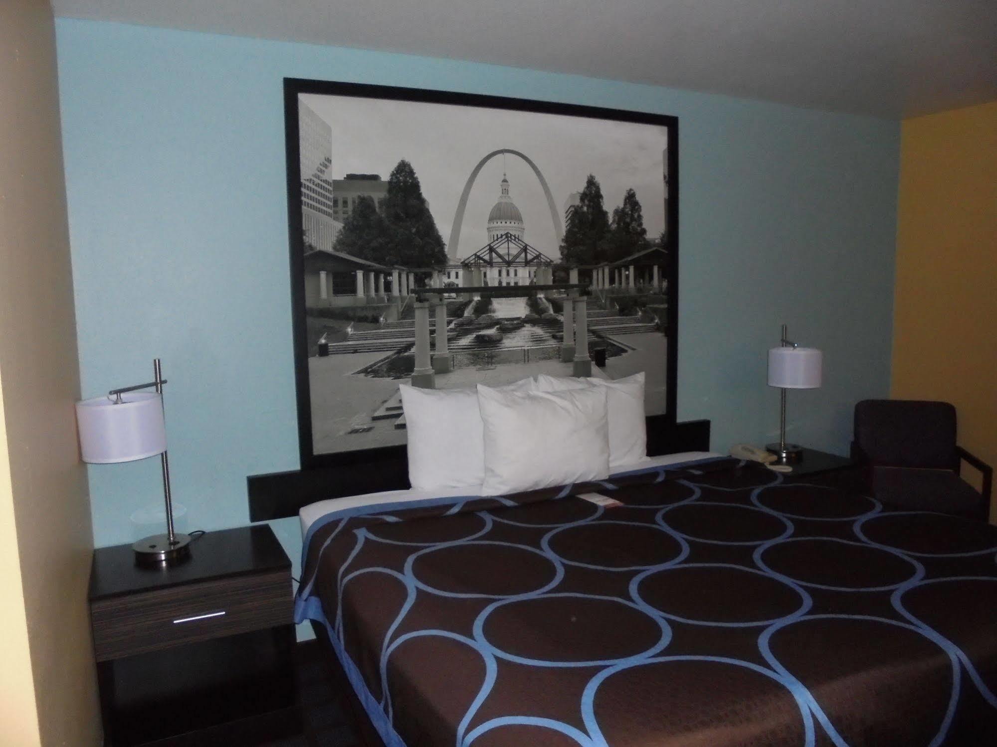 ซูเปอร์ 8 บาย วินด์แฮม โอคอว์วิลล์ Hotel Okawville ภายนอก รูปภาพ